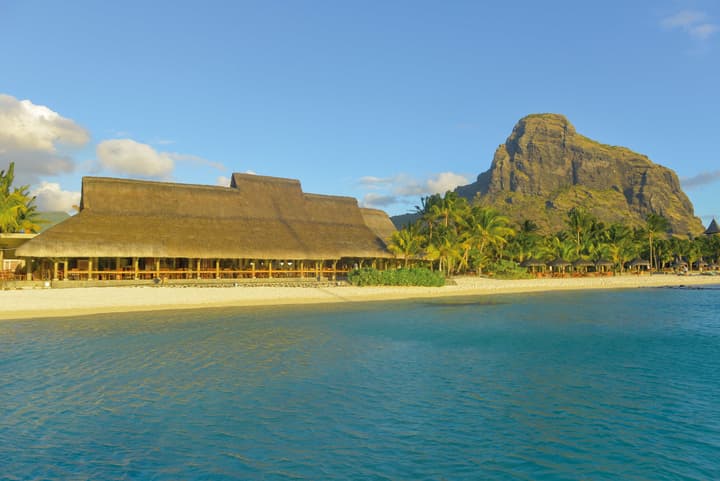 Paradis Beachcomber Golf Resort & Spa