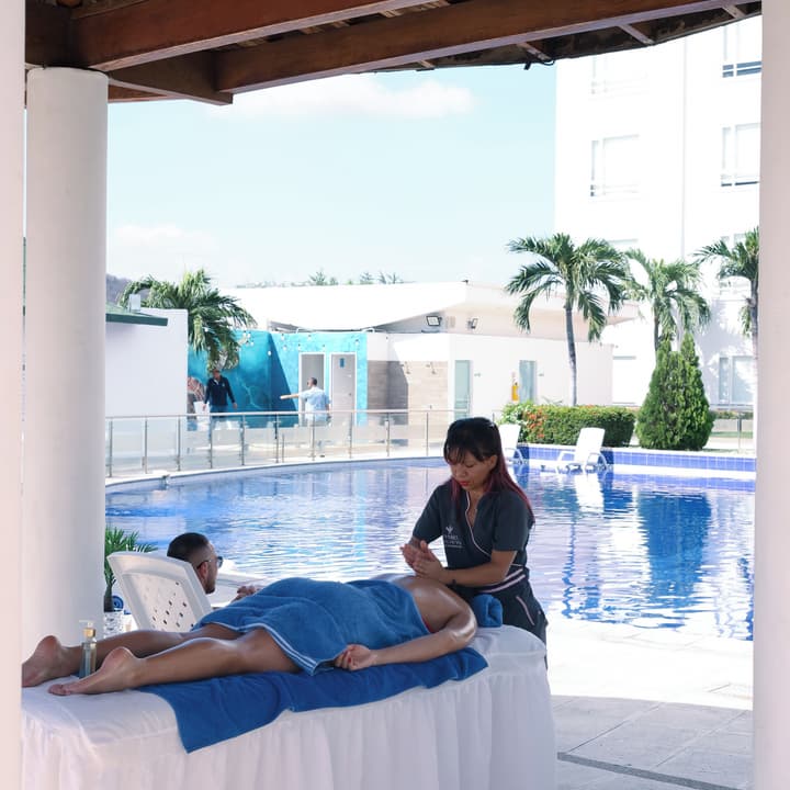 Sanha Plus Hotel