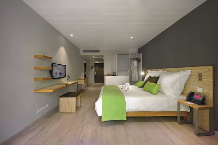 Mauricia Beachcomber Resort & Spa