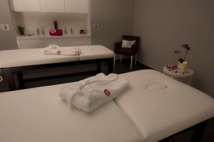 Primavera Perfume Hotel