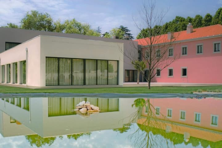 Primavera Perfume Hotel