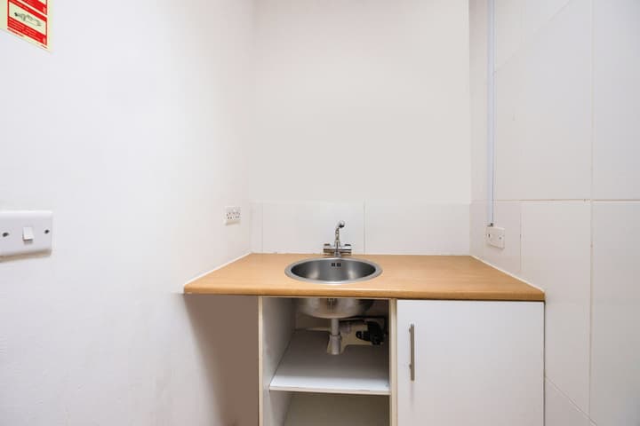 Arinza Hotel, London Ilford