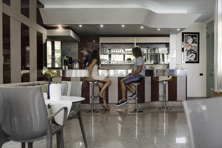 Hotel Fly