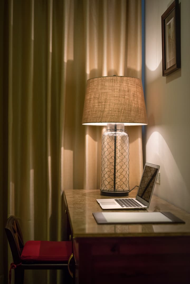 Hanoi E Central Hotel