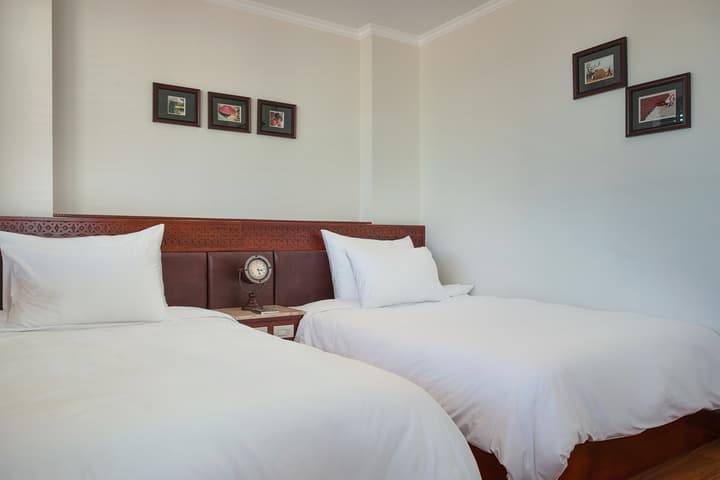 Hanoi E Central Hotel