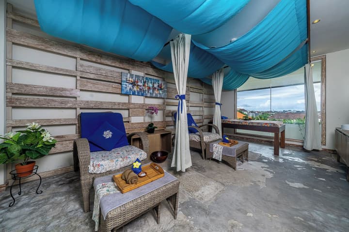 Bliss Surfer Hotel Legian