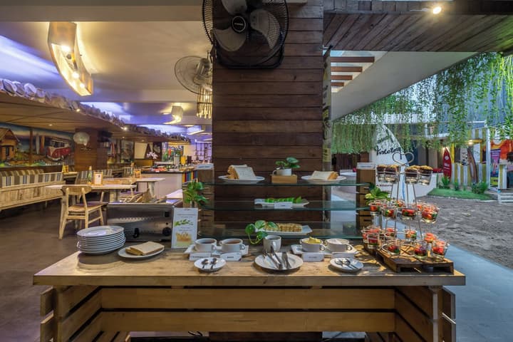 Bliss Surfer Hotel Legian