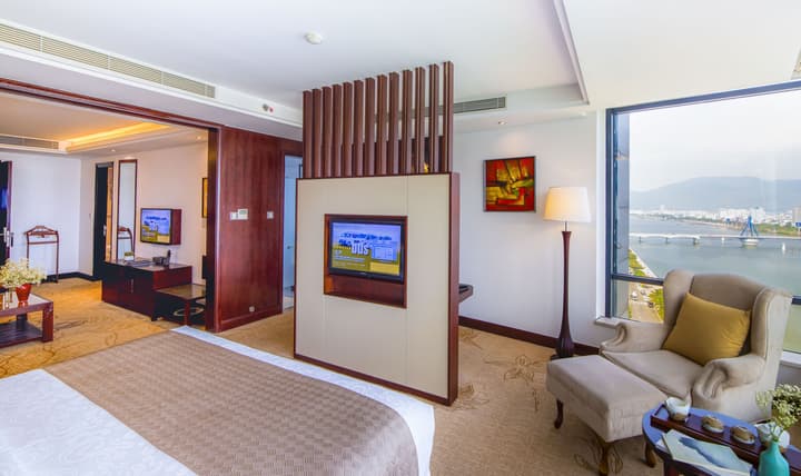 Brilliant Hotel