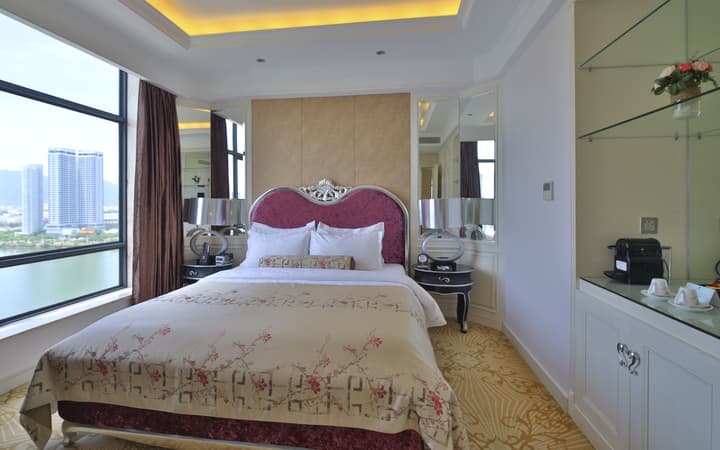 Brilliant Hotel