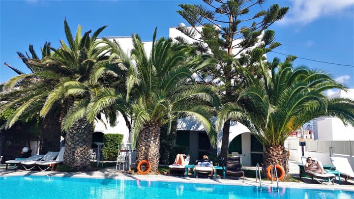 Annita's Village Hotel