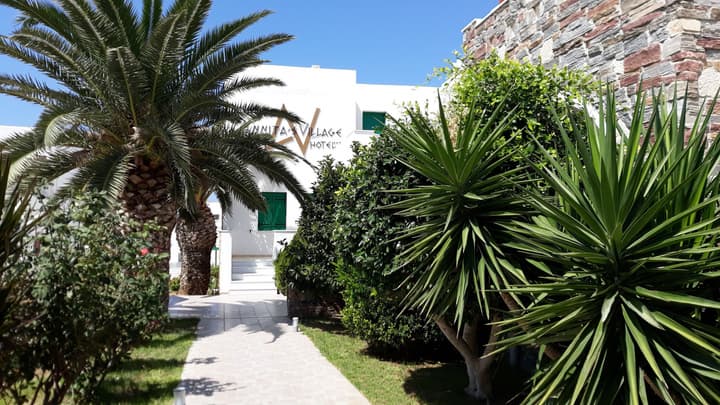 Annita's Village Hotel