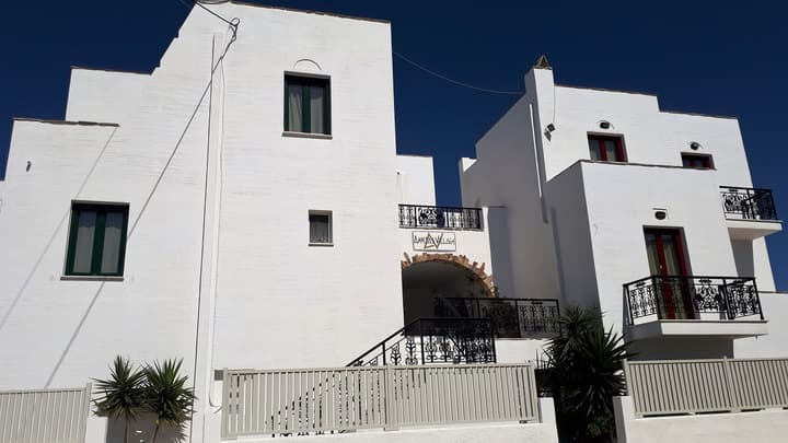 Annita's Village Hotel