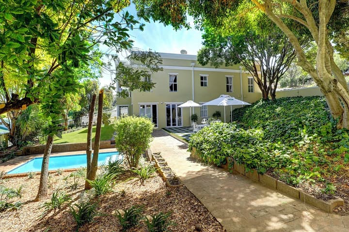 Bell Rosen Guesthouse