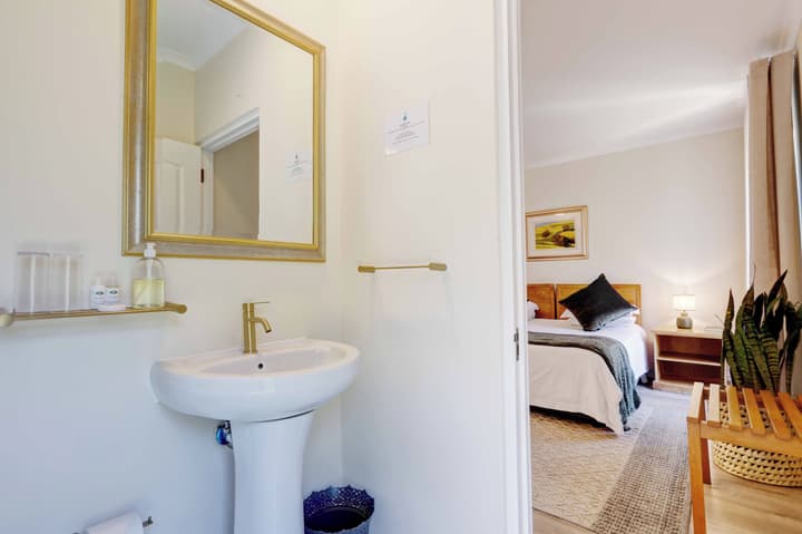 Bell Rosen Guesthouse