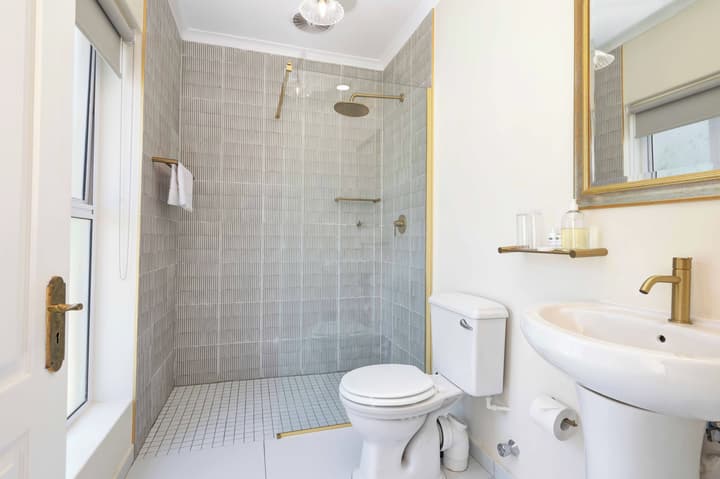 Bell Rosen Guesthouse