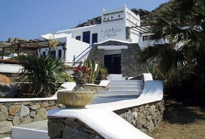 Olia Hotel
