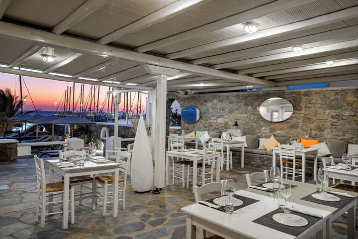 Olia Hotel