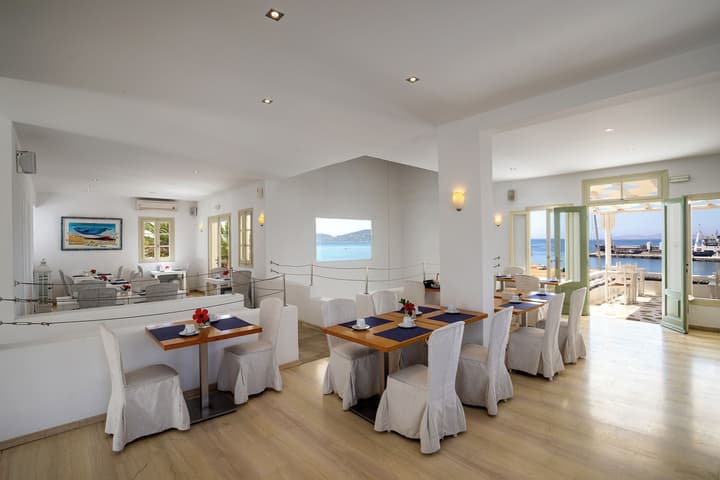 Olia Hotel