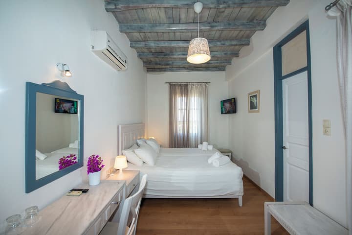 Olia Hotel