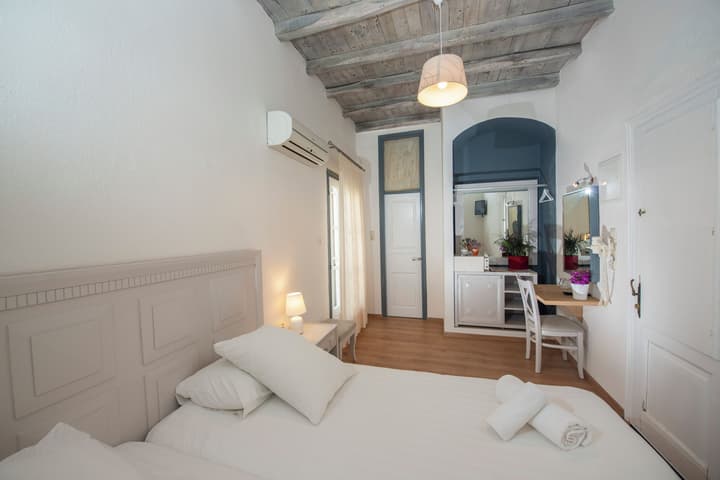 Olia Hotel