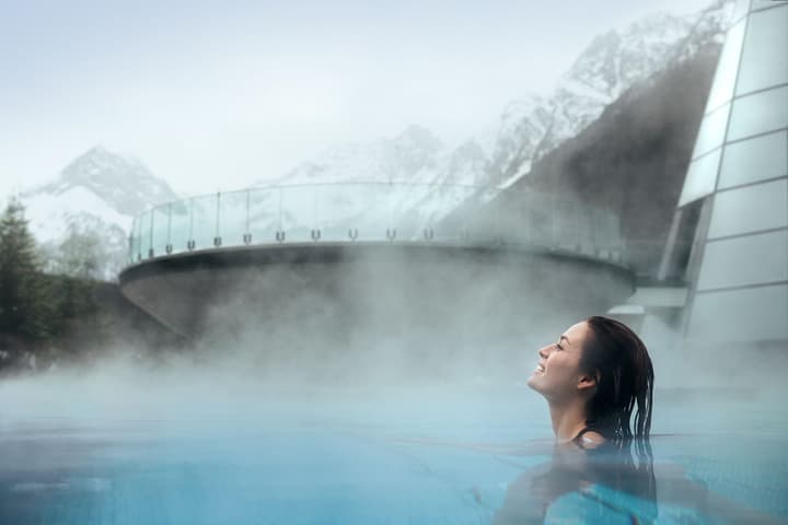 Aqua Dome