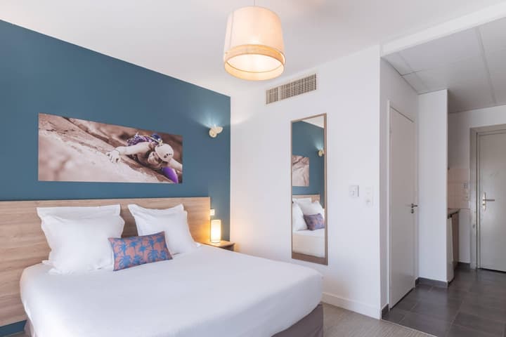 Comfort Aparthotel Cannes Mandelieu
