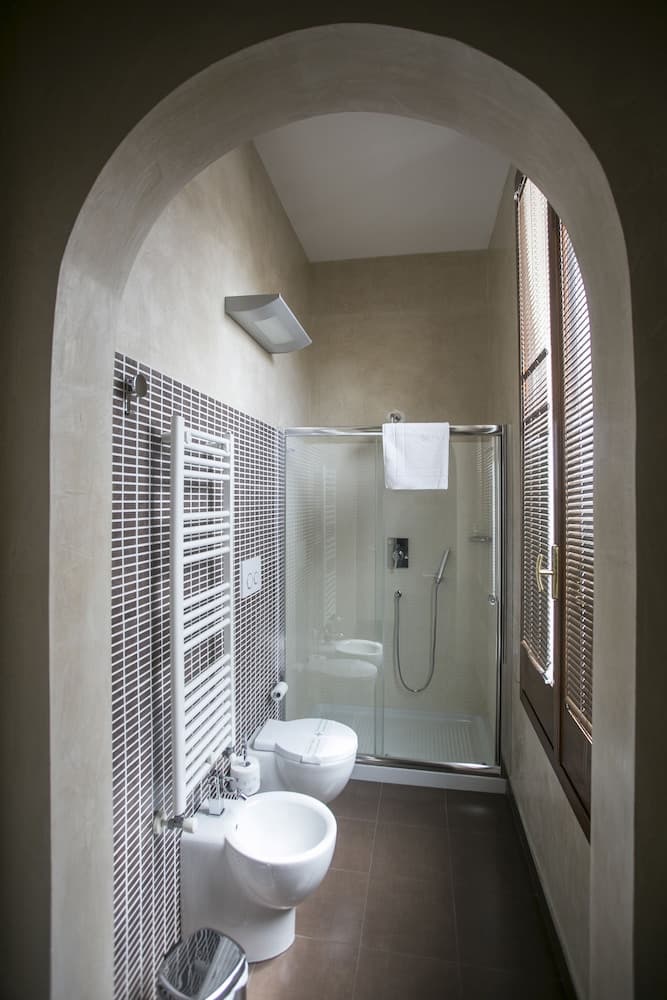 Apollo Suites