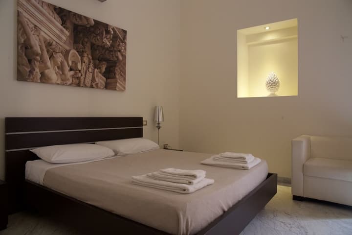 Apollo Suites