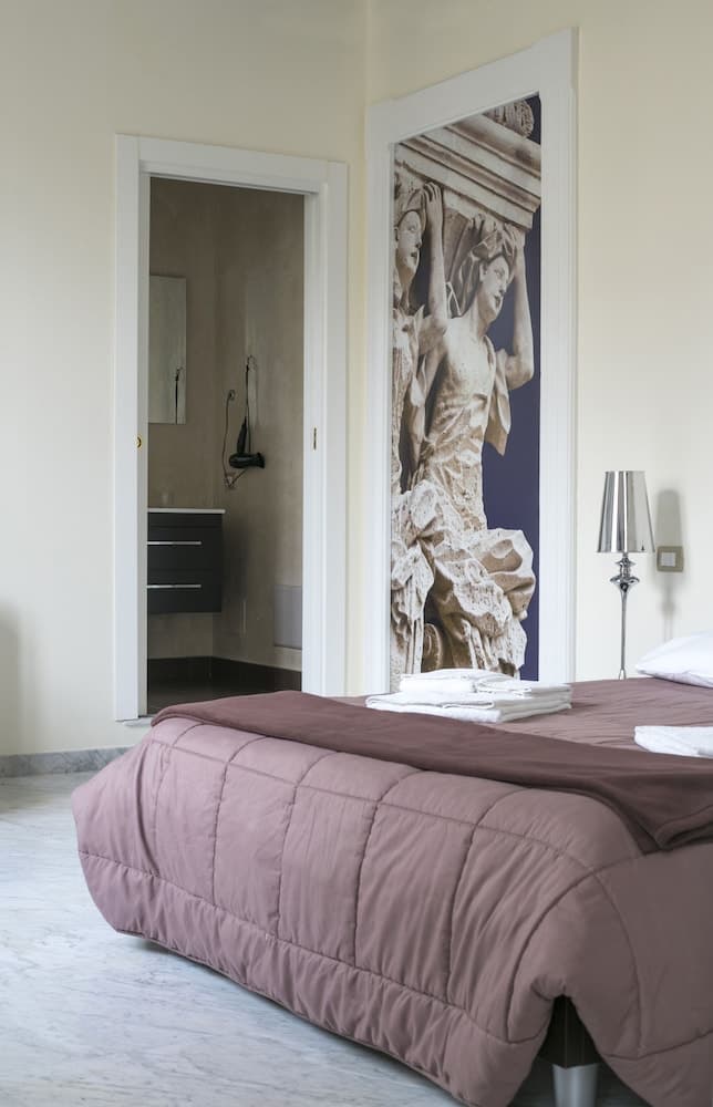Apollo Suites