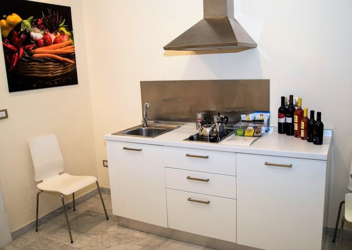 Apollo Suites