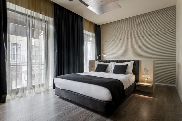 9Hotel Mercy