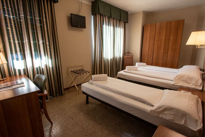 Hotel Corona