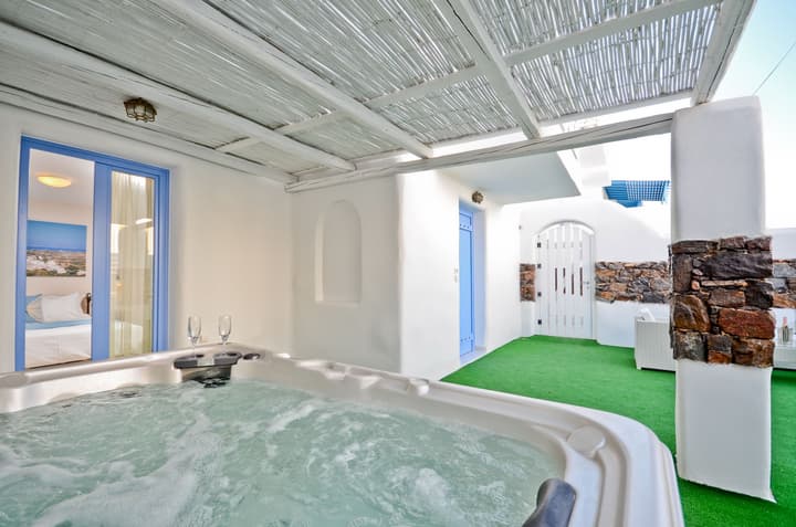 Naxos Island Hotel