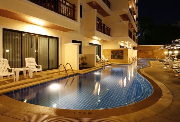 Jiraporn Hill Resort