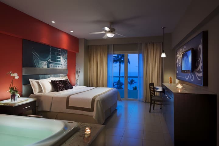 Hard Rock Hotel Vallarta - All Inclusive