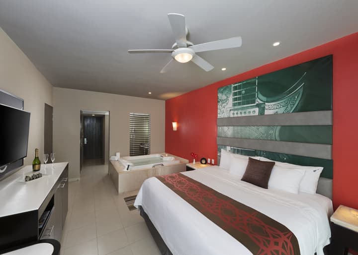 Hard Rock Hotel Vallarta - All Inclusive
