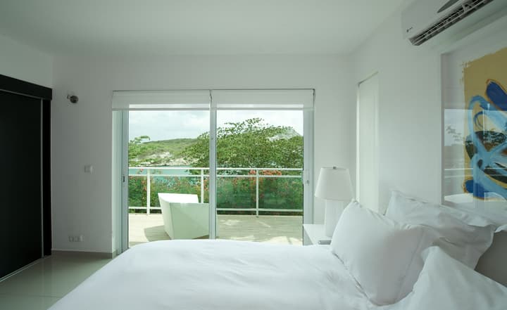 Piscadera Harbour Village