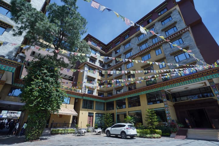Hotel Tibet International