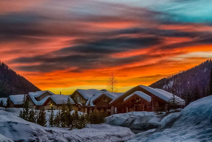 Pinnacle Lodge