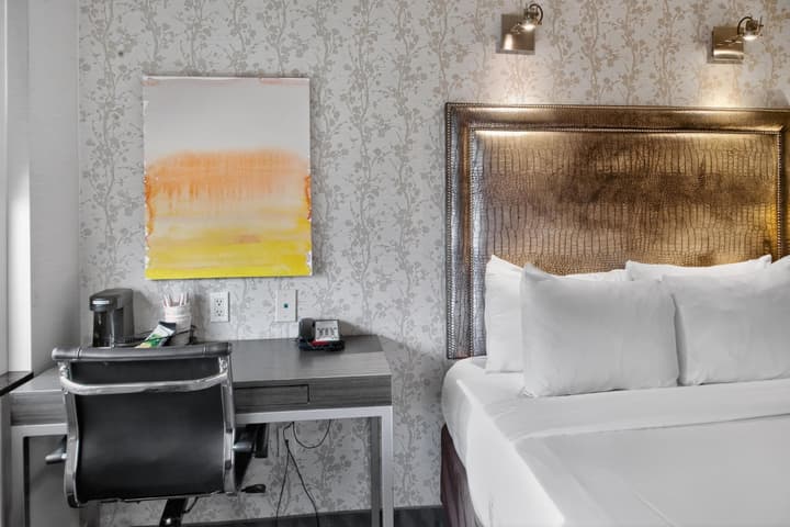 Times Square West Hotel, BW Signature Collection
