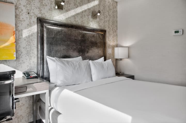 Times Square West Hotel, BW Signature Collection