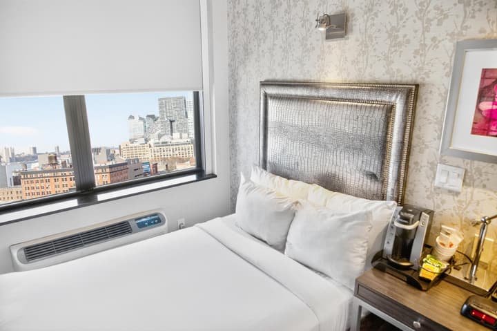 Times Square West Hotel, BW Signature Collection