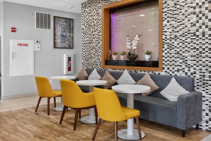 Times Square West Hotel, BW Signature Collection