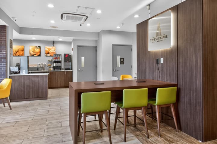 Times Square West Hotel, BW Signature Collection