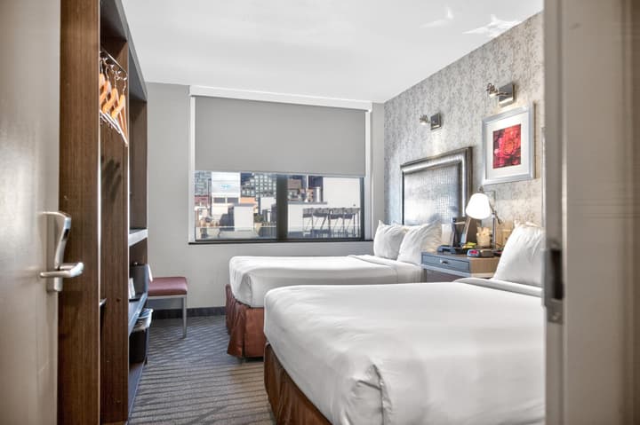 Times Square West Hotel, BW Signature Collection
