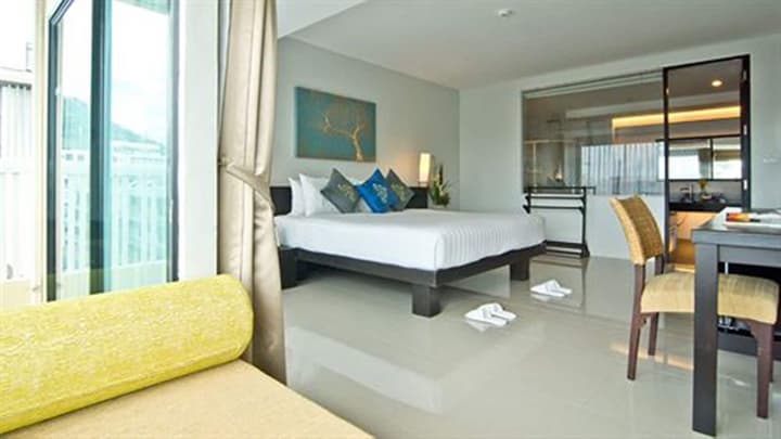 Palmyra Patong Resort