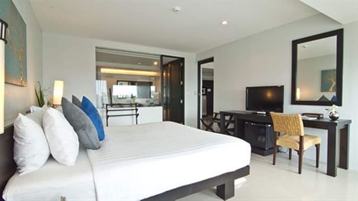 Palmyra Patong Resort