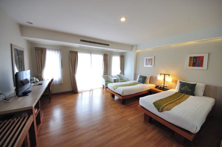 Palmyra Patong Resort