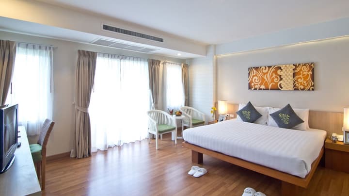 Palmyra Patong Resort