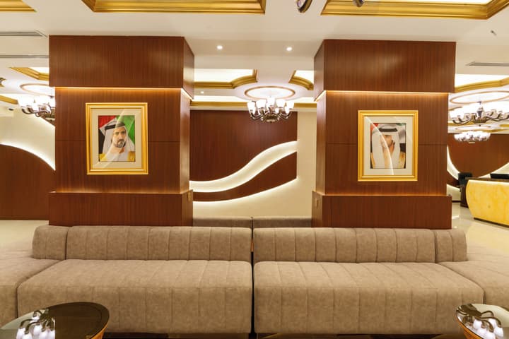 Luxe Avenue Hotel